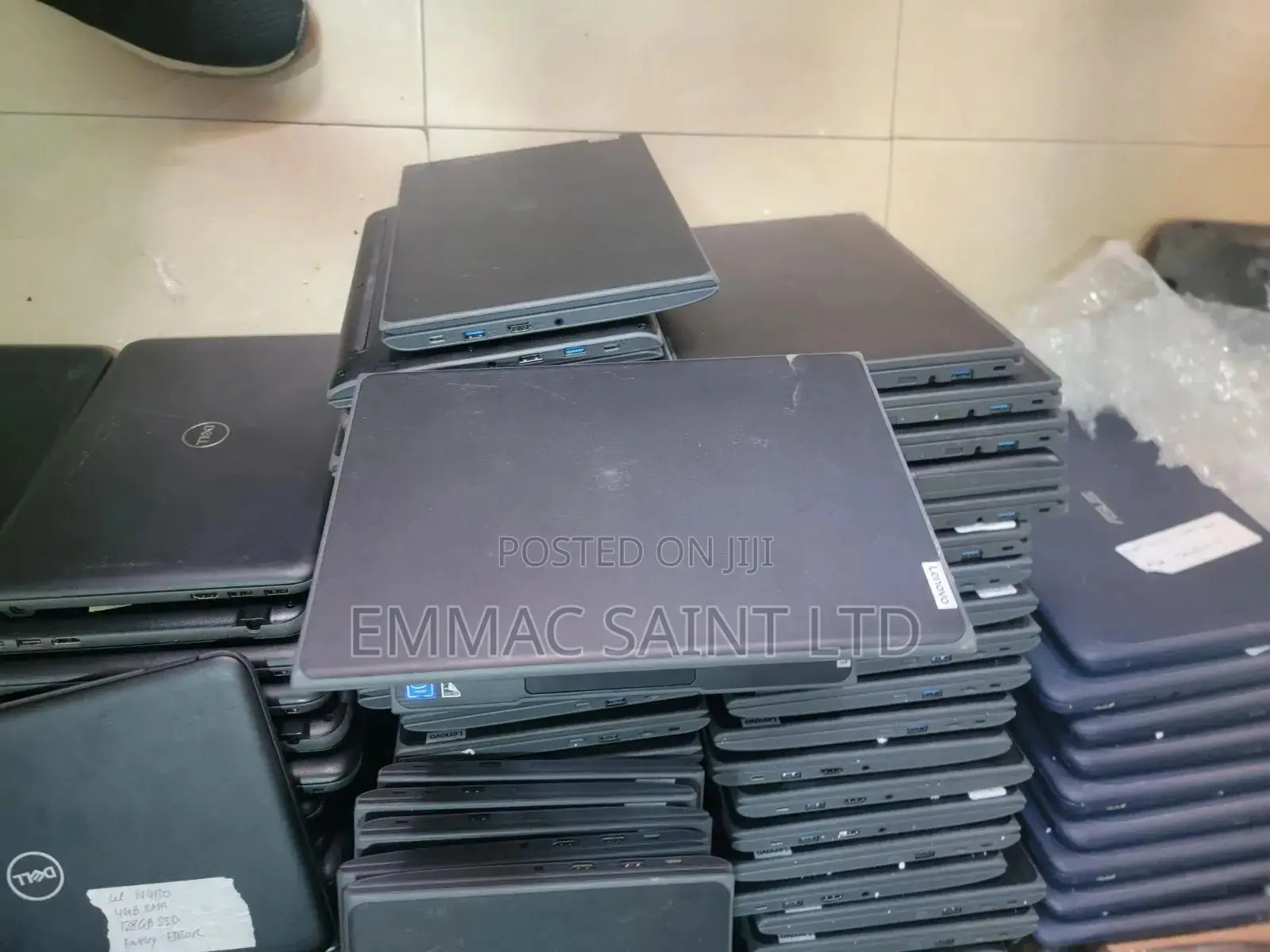 Laptop Lenovo 4GB Intel SSD 60GB