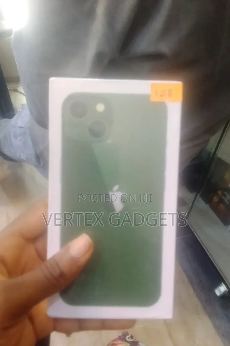 New Apple iPhone 13 128 GB Green