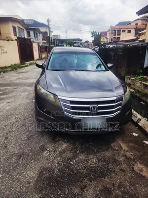Honda Crosstour 2010 Gray
