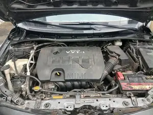 Toyota Corolla 2010 Gray