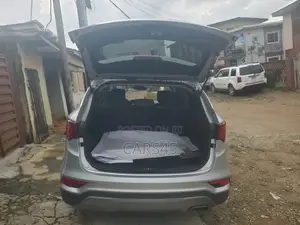 Hyundai Santa Fe SE AWD 2014 Silver