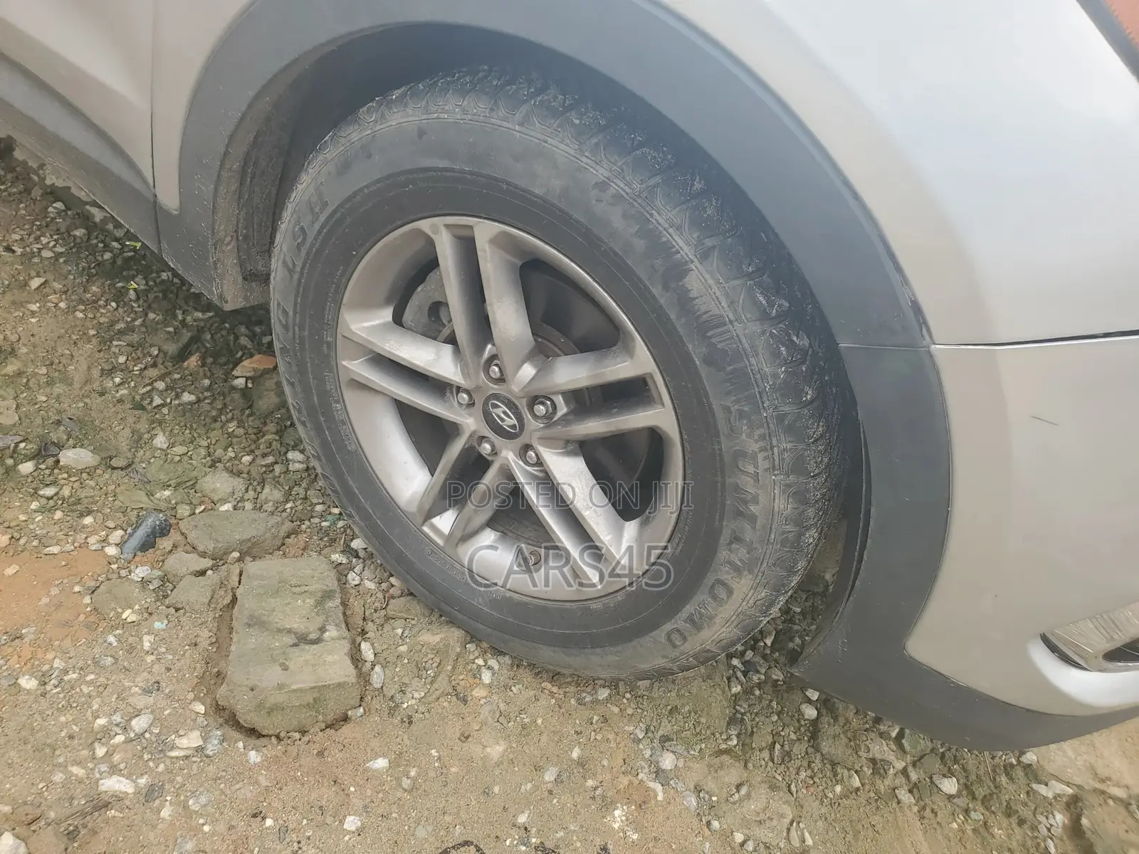 Hyundai Santa Fe SE AWD 2014 Silver