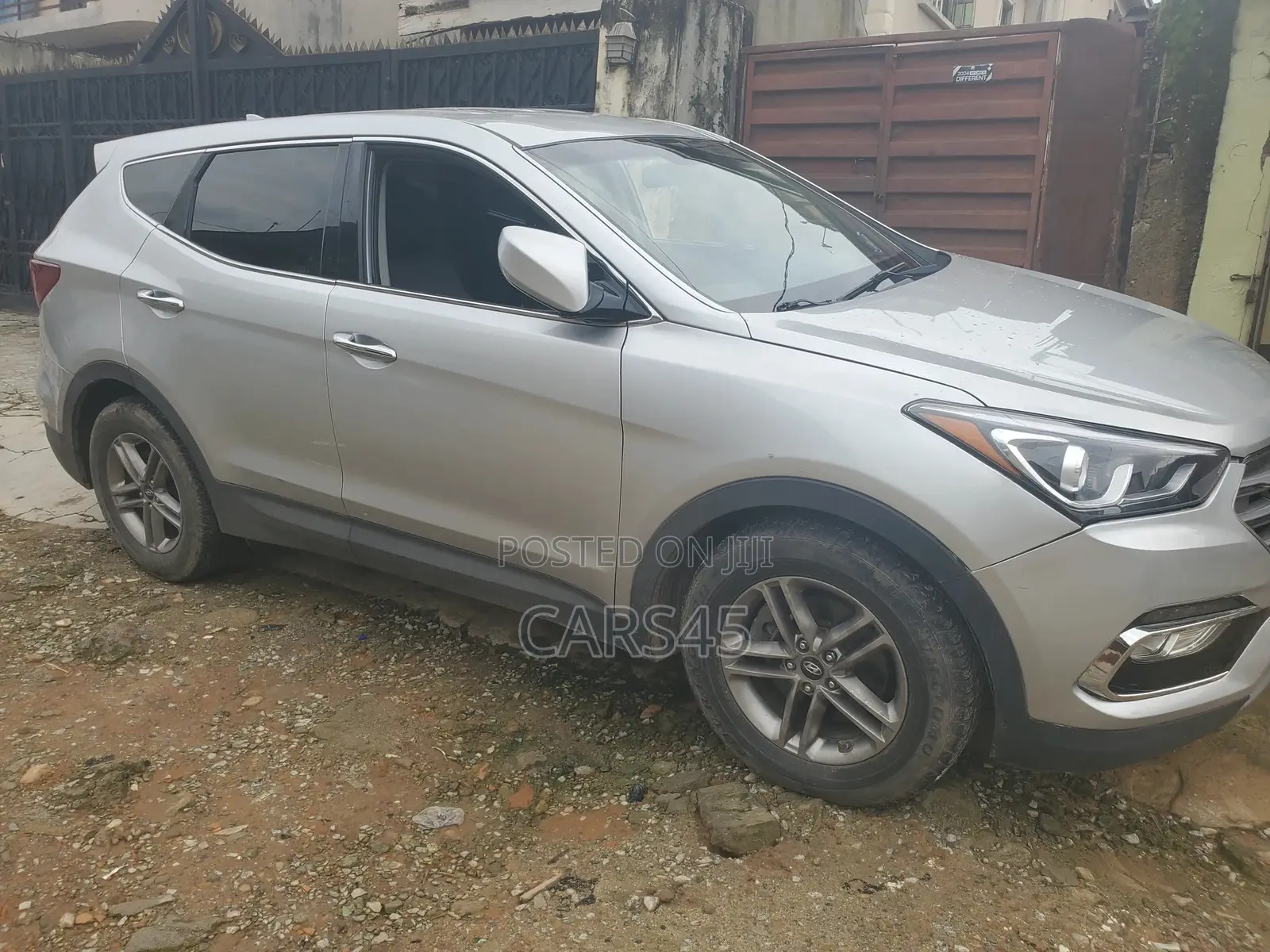 Hyundai Santa Fe SE AWD 2014 Silver