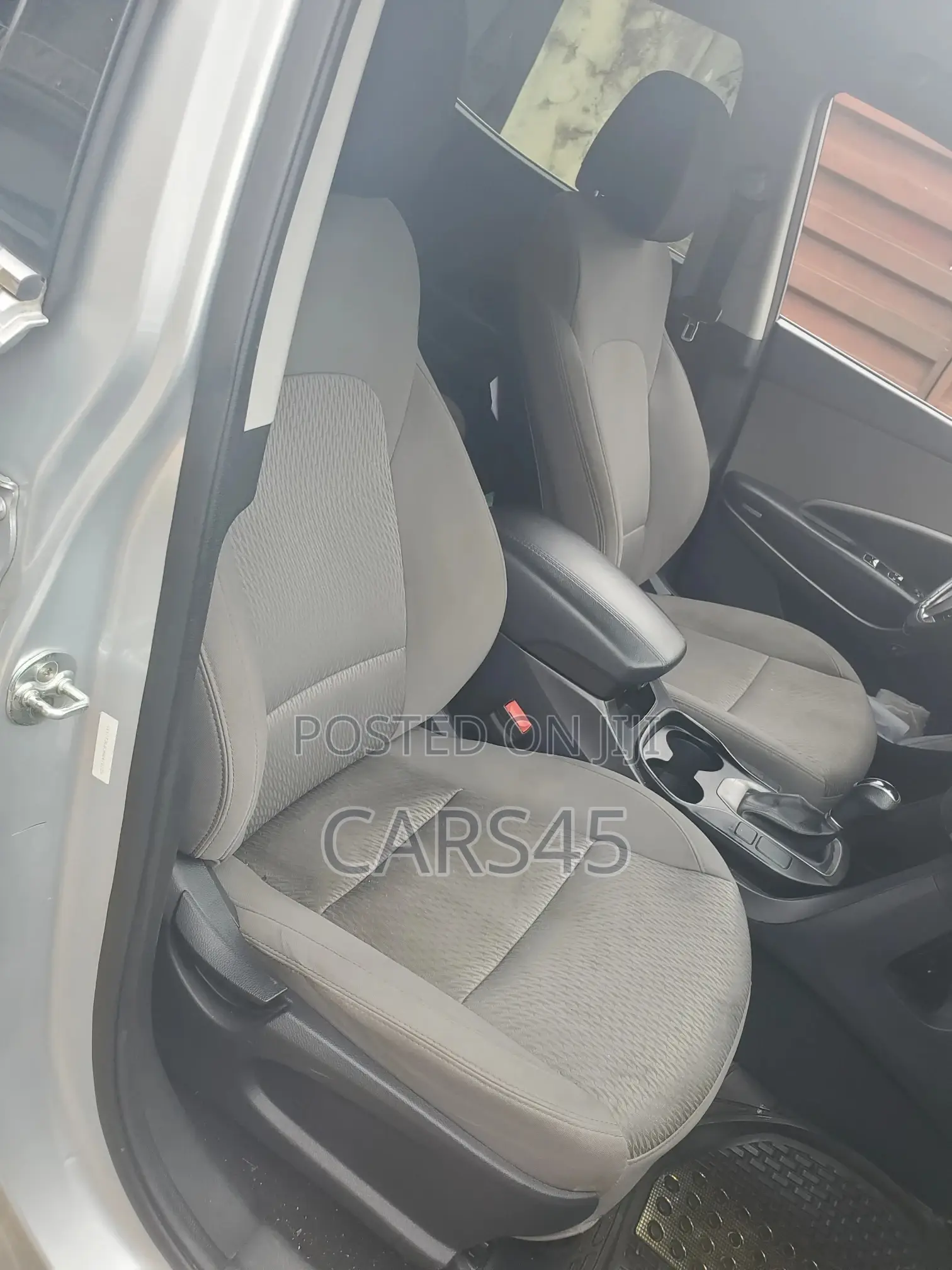 Hyundai Santa Fe SE AWD 2014 Silver