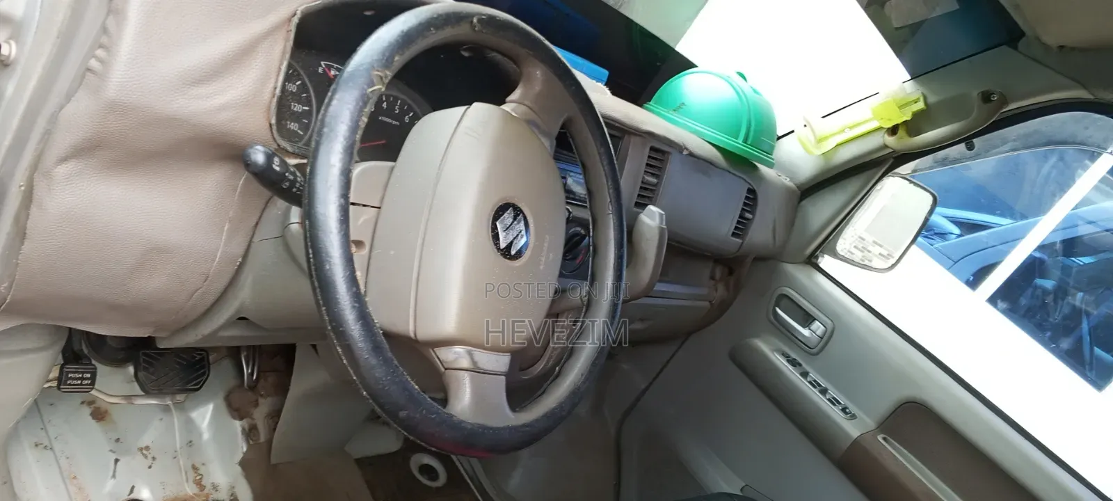 Suzuki Every 2010 White