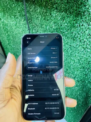 Apple iPhone 11 64 GB Red