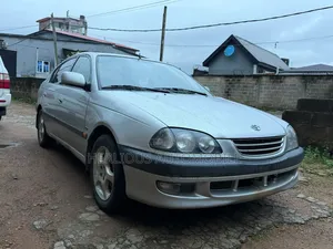 Toyota Avensis 2003 Silver