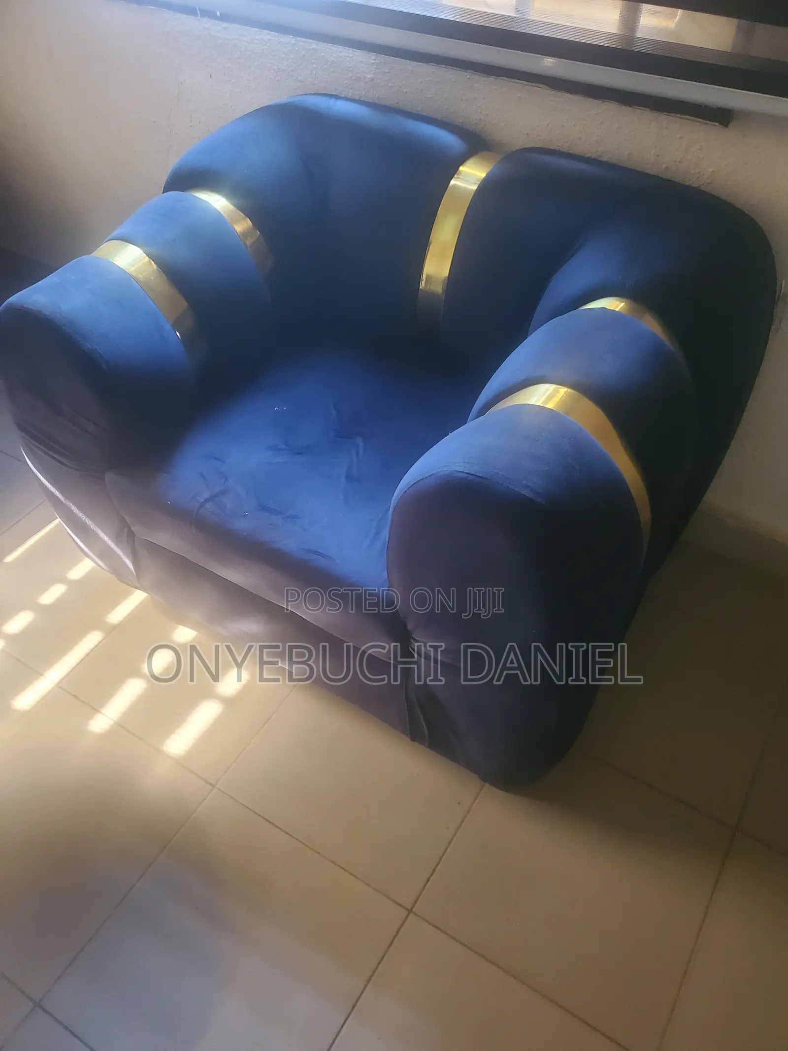 Dark Blue Elegant Sofa/Couch Set