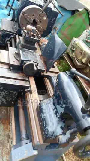 1 Meter Lathe Machine