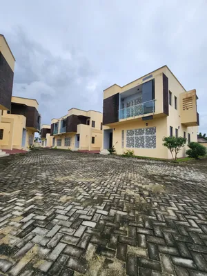 4bdrm Duplex in Abraham Adesanya Estate for rent