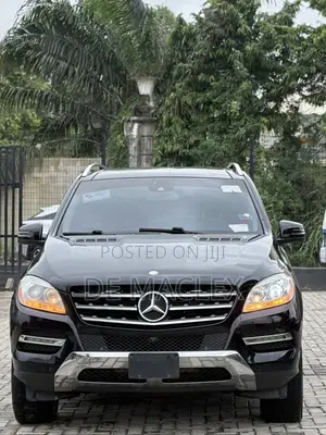 Mercedes-Benz M Class ML350 4MATIC 4dr SUV AWD (3.5L 6cyl 7A) 2014 Black
