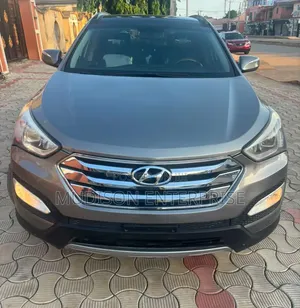 Hyundai Santa Fe 2017 Gray