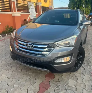 Hyundai Santa Fe 2017 Gray