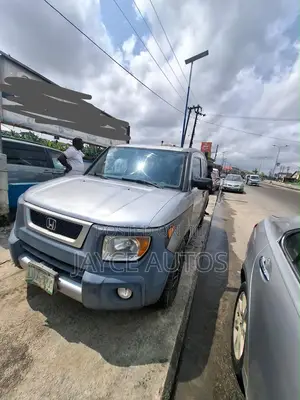 Honda Element 2004 Silver