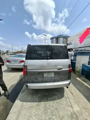 Honda Element 2004 Silver