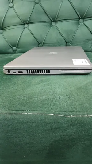 Laptop Dell Precision 3551 16GB Intel Core i5 SSD 512GB