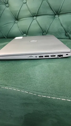 Laptop Dell Precision 3551 16GB Intel Core i5 SSD 512GB