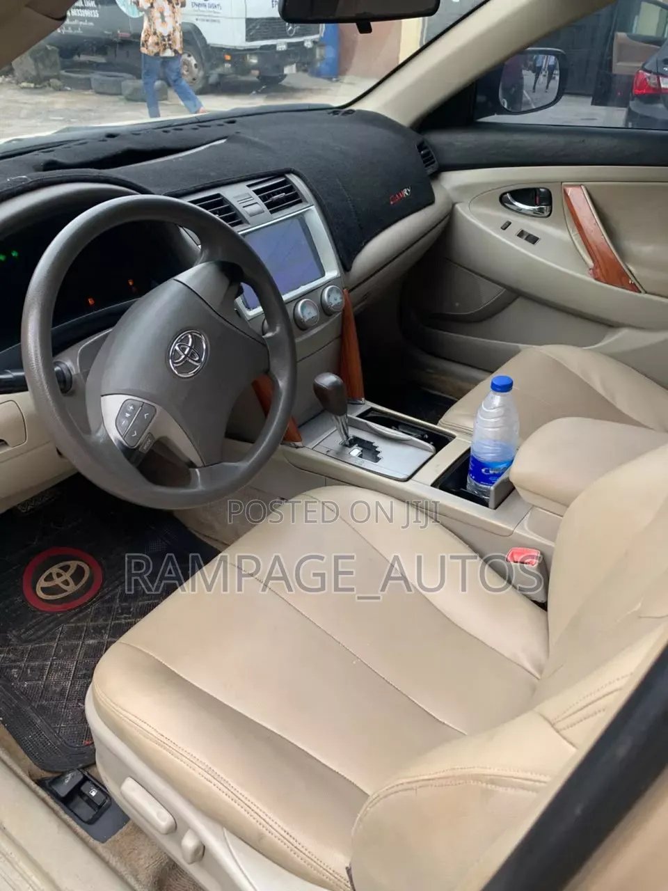 Toyota Camry 2010 Gold
