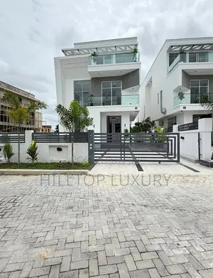 5bdrm Duplex in Osapa london for sale