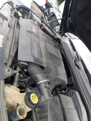 Land Rover Range Rover 2010 Black