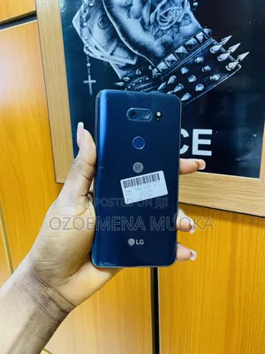 LG V30 64 GB Black