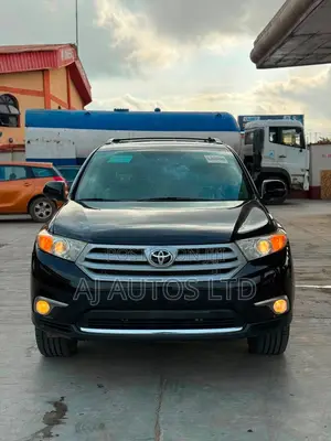 Toyota Highlander Limited 2012 Black