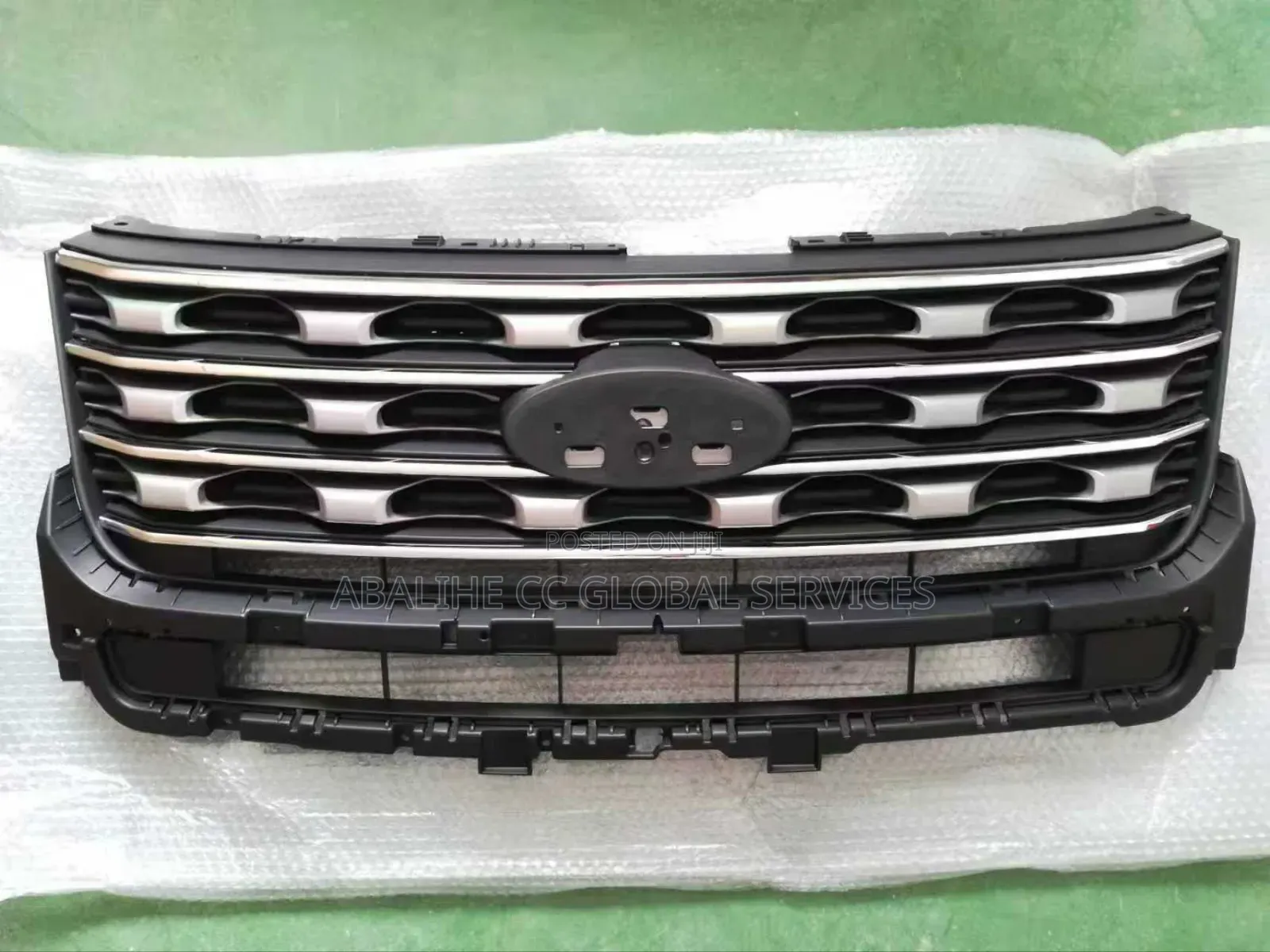 Front Grille Ford Explorer 2016
