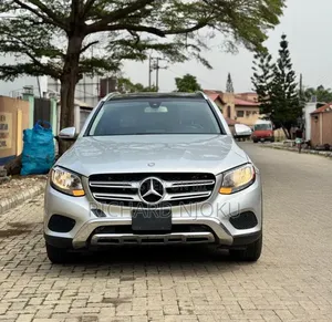 Mercedes-Benz GLC-Class 2017 Silver