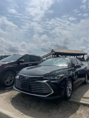 Toyota Avalon 2022 Black