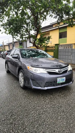 Toyota Camry 2014 Gray