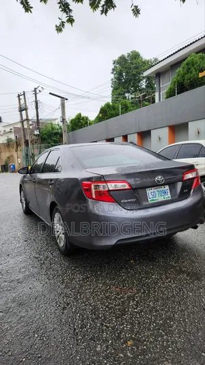 Toyota Camry 2014 Gray