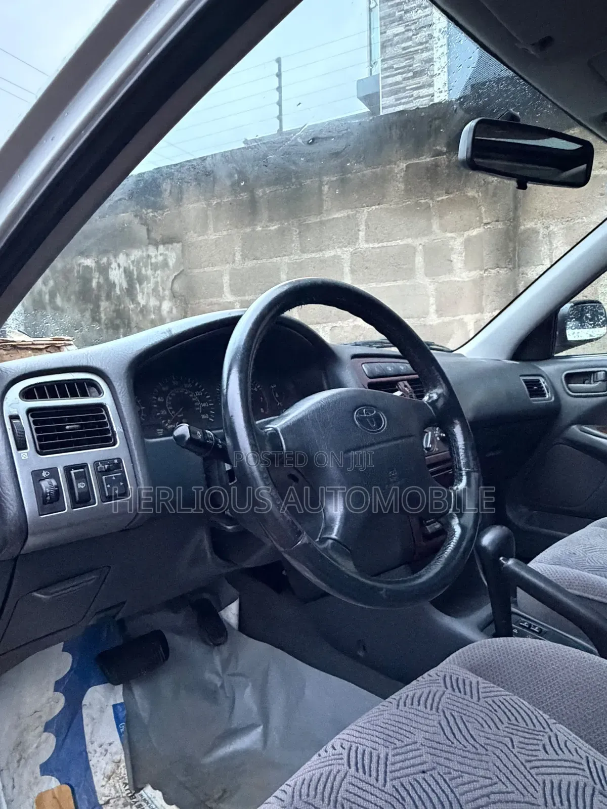 Toyota Avensis 2003 Silver