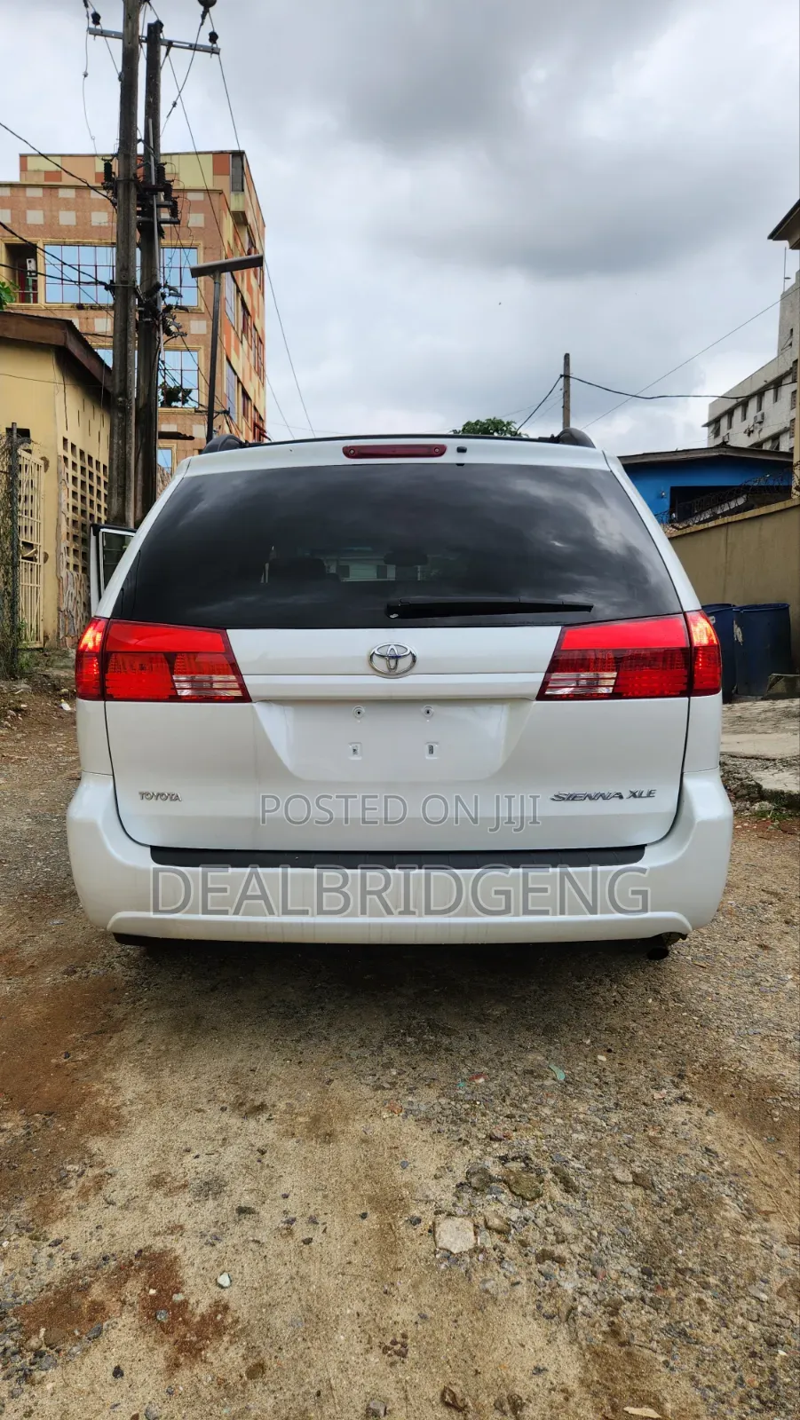 Toyota Sienna 2004 White