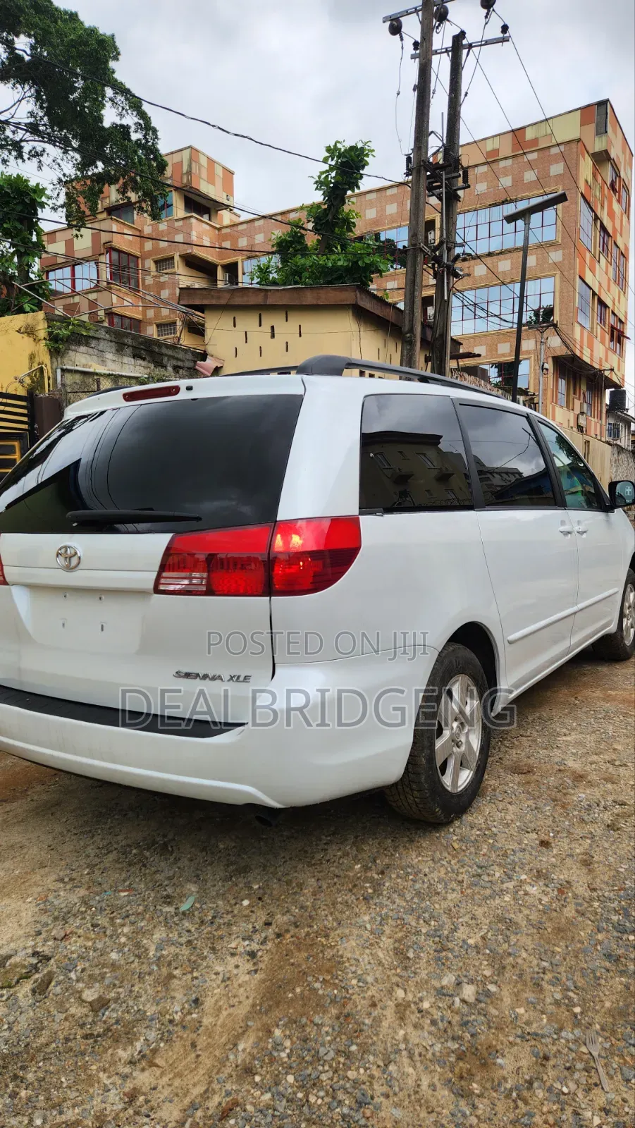 Toyota Sienna 2004 White