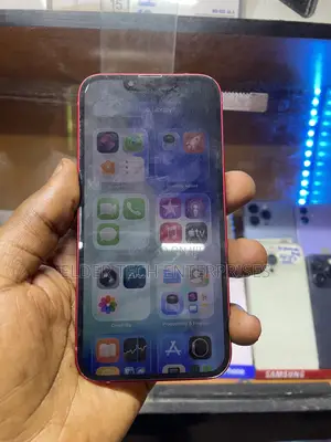 Apple iPhone 13 128 GB Red