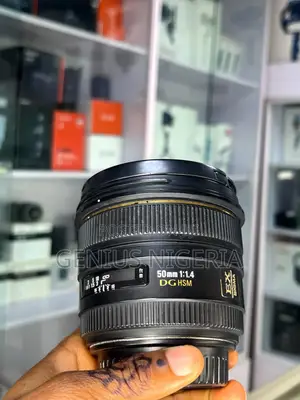 Sigma 50mm F/1.4 Dg HSM Art for Rent