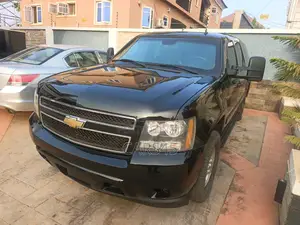 Chevrolet Suburban 2007 Black