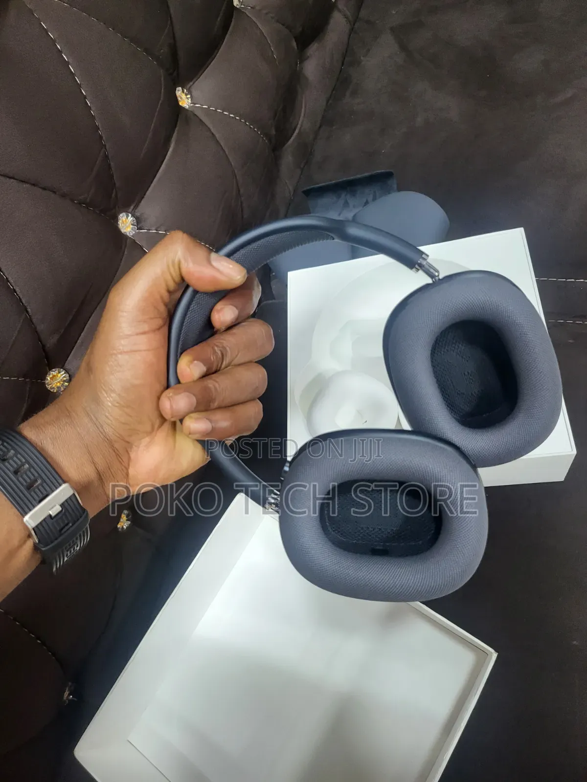 Open Box Airpod Max 2