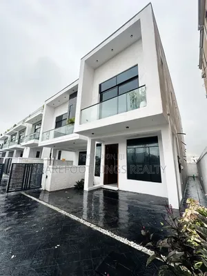 4bdrm Duplex in Ikota for sale