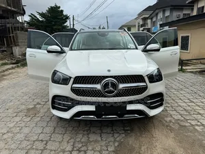 Mercedes-Benz GLE-Class 2022 White