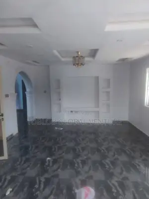 3bdrm Apartment in Ire Akari, Akala Express for rent
