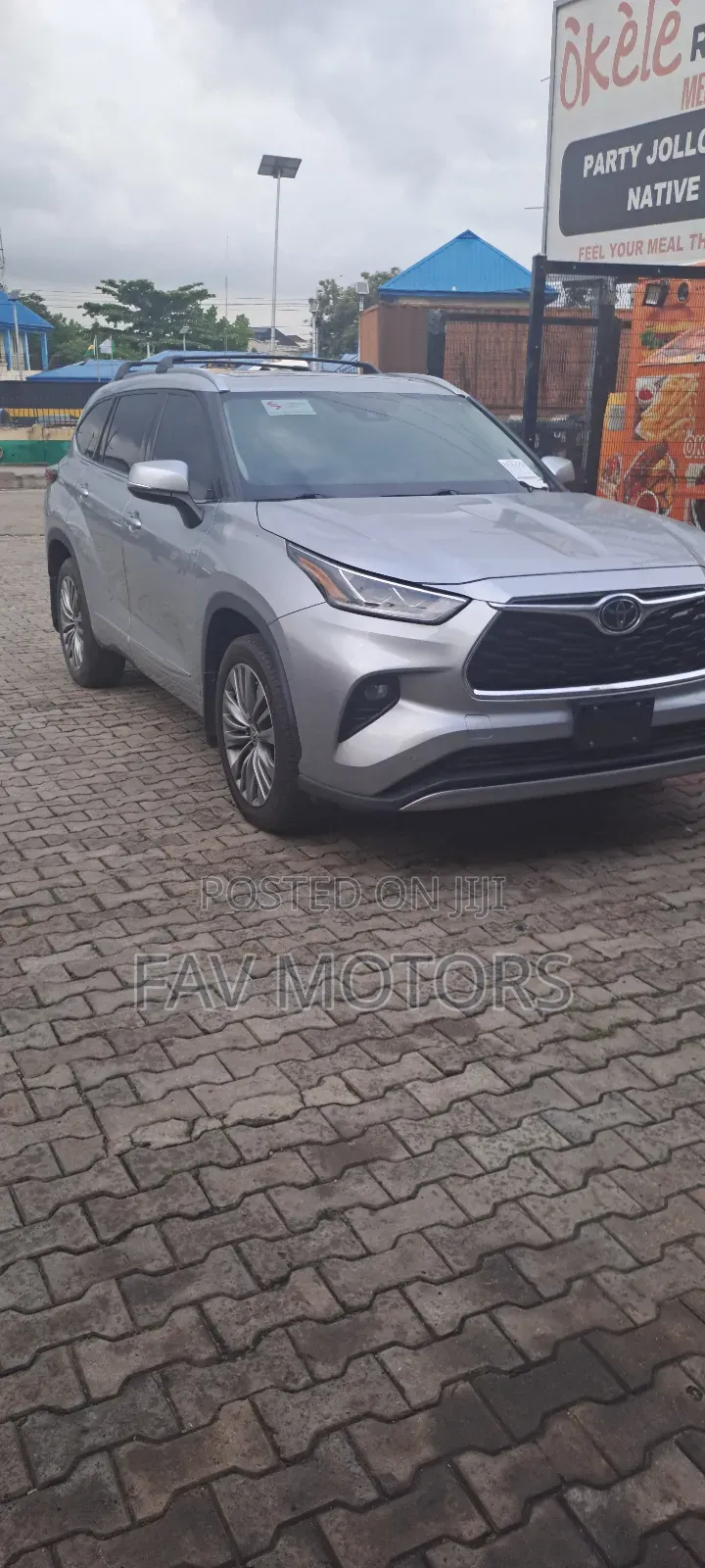 Toyota Highlander Platinum AWD 2020 Gray