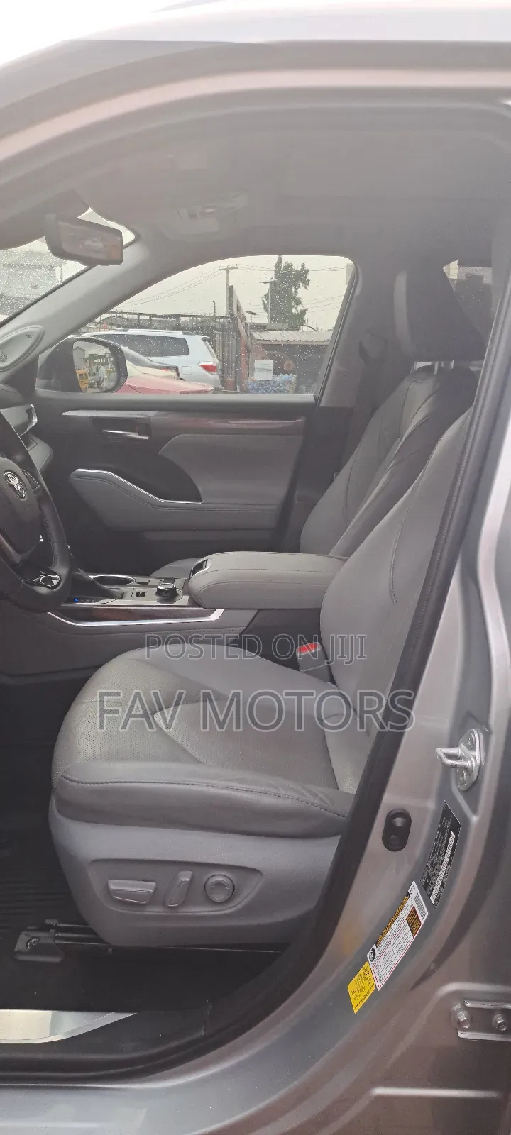Toyota Highlander Platinum AWD 2020 Gray