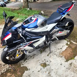 BMW Sport 2015 Blue
