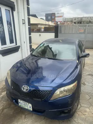 Toyota Camry SE 4dr Sedan (2.5L 4cyl 6AM) 2010 Blue