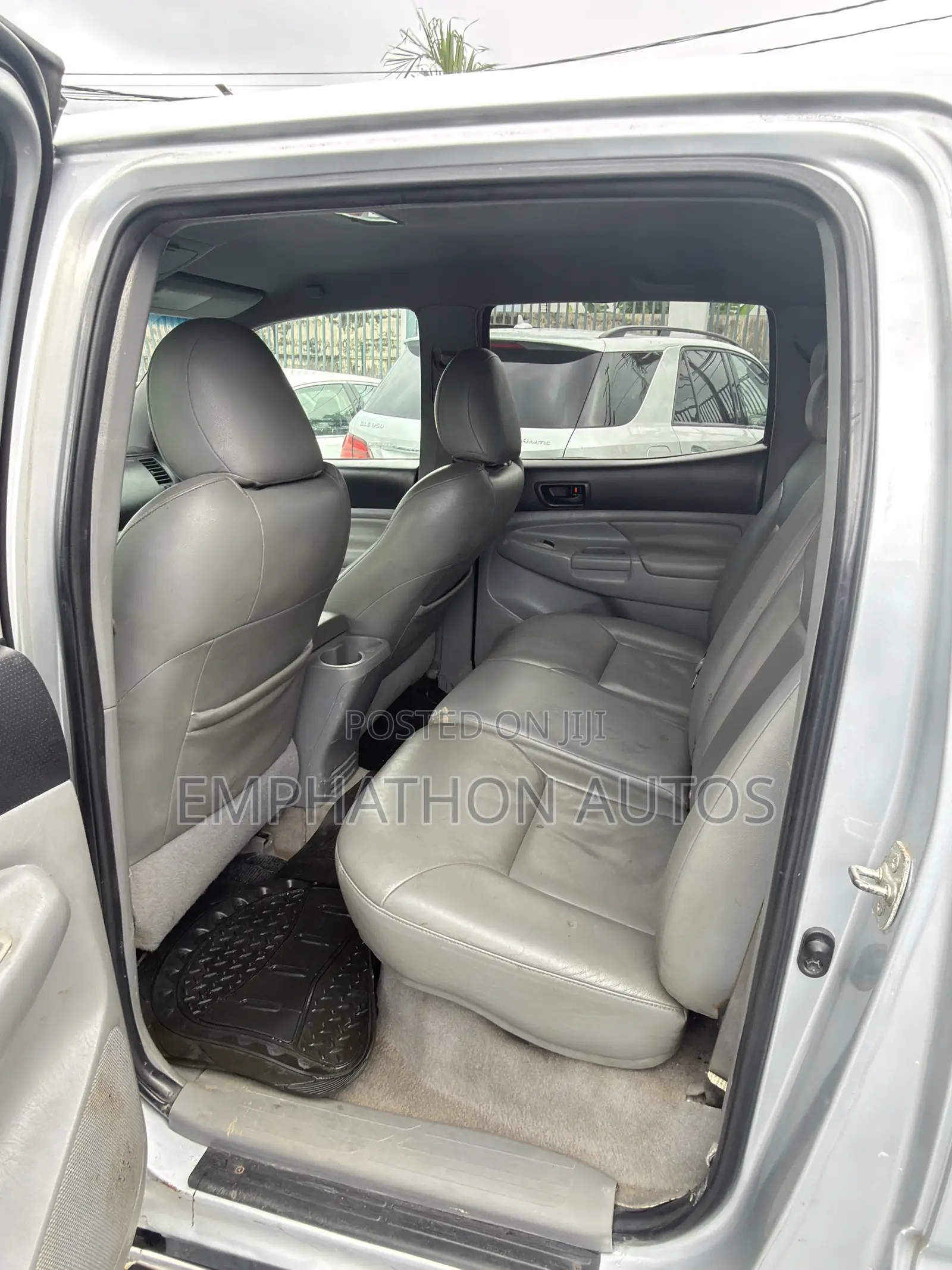 Toyota Tacoma 2014 Gray