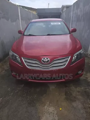 Toyota Camry LE 4dr Sedan (2.5L 4cyl 6A) 2011 Red