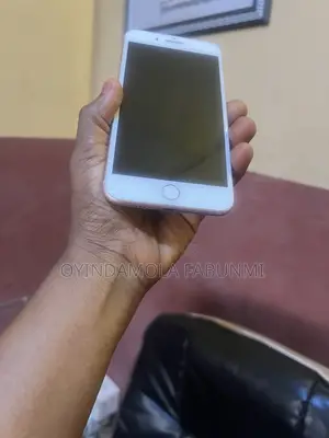 Apple iPhone 8 Plus 64 GB Gold