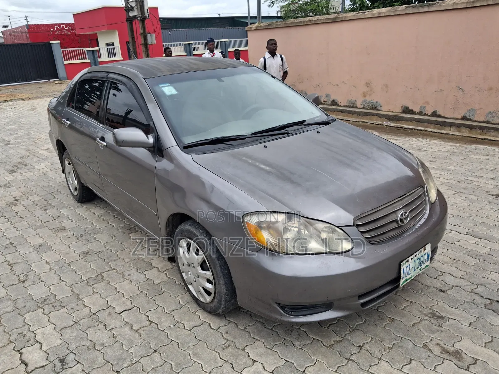 Toyota Corolla 2004 Gray