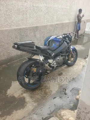 Honda CBR 2003 Blue